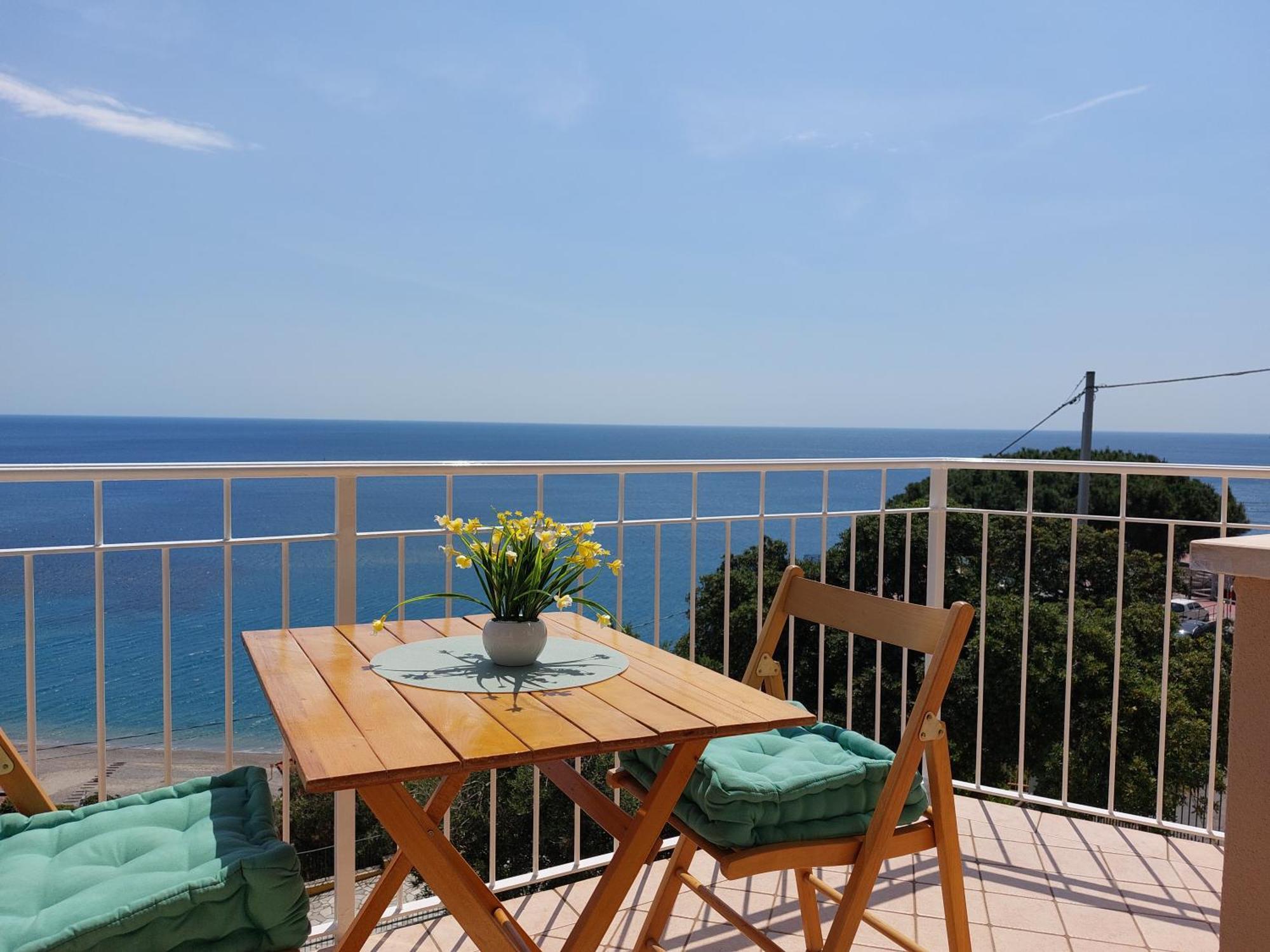 Una Finestra Sul Mare Home 2 Bergeggi Exteriör bild
